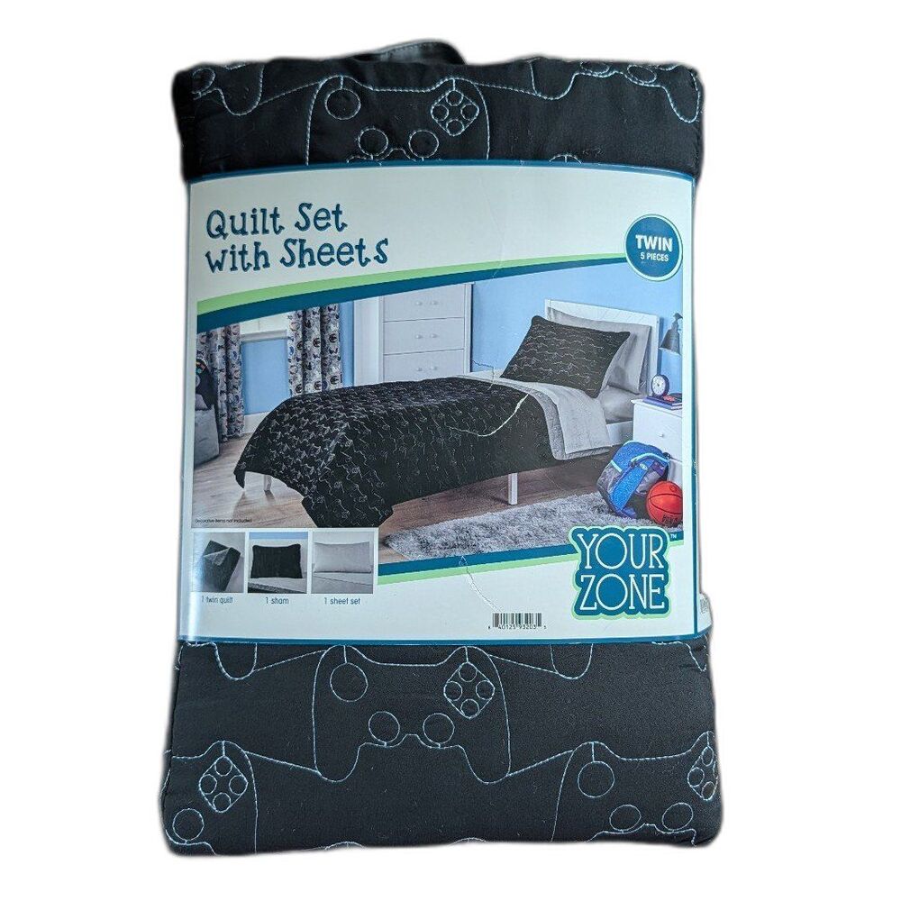 Your Zone Twin Quilt Set w/ Sheets & Sham Pillowcase Black Gaming Controller